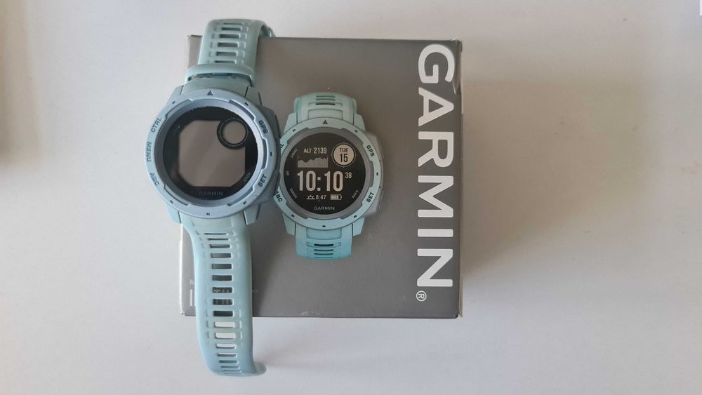 Vand ceas Garmin Instinct