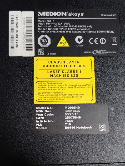 Laptop Medion Akoya model E6416, cu procesor i3, RAM 8 Gb si SSD