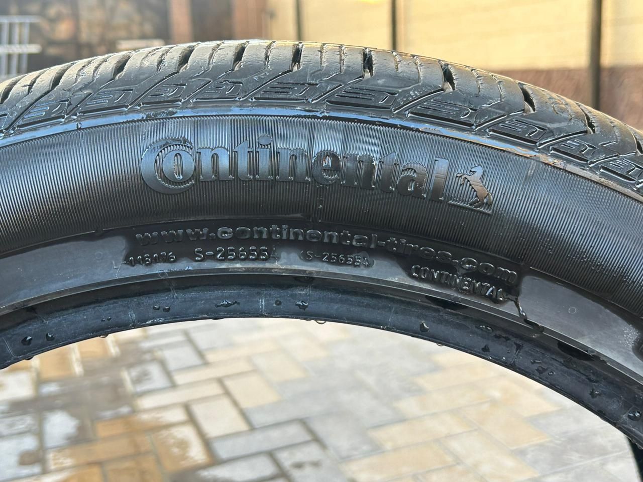 Шина "Continental"  оригинал б/у
