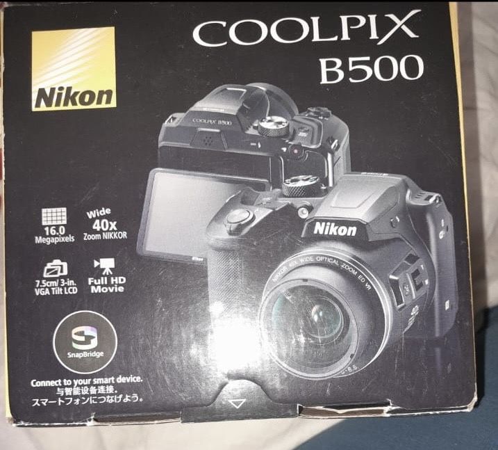 Камера Nikon Coolpix B500