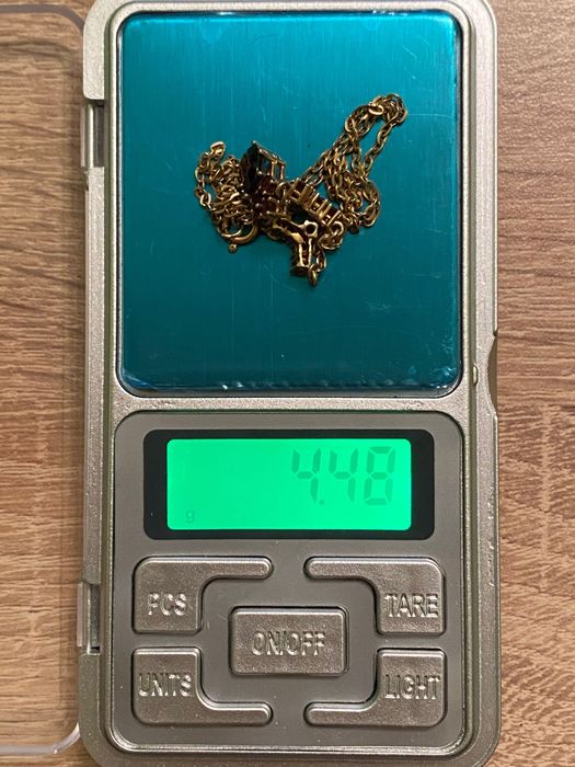 Продавам Златно Дамско колие 14к