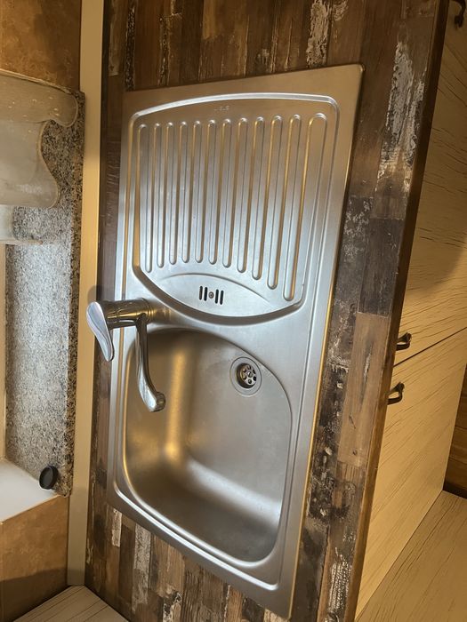 Vand ghiuveta cu baterie