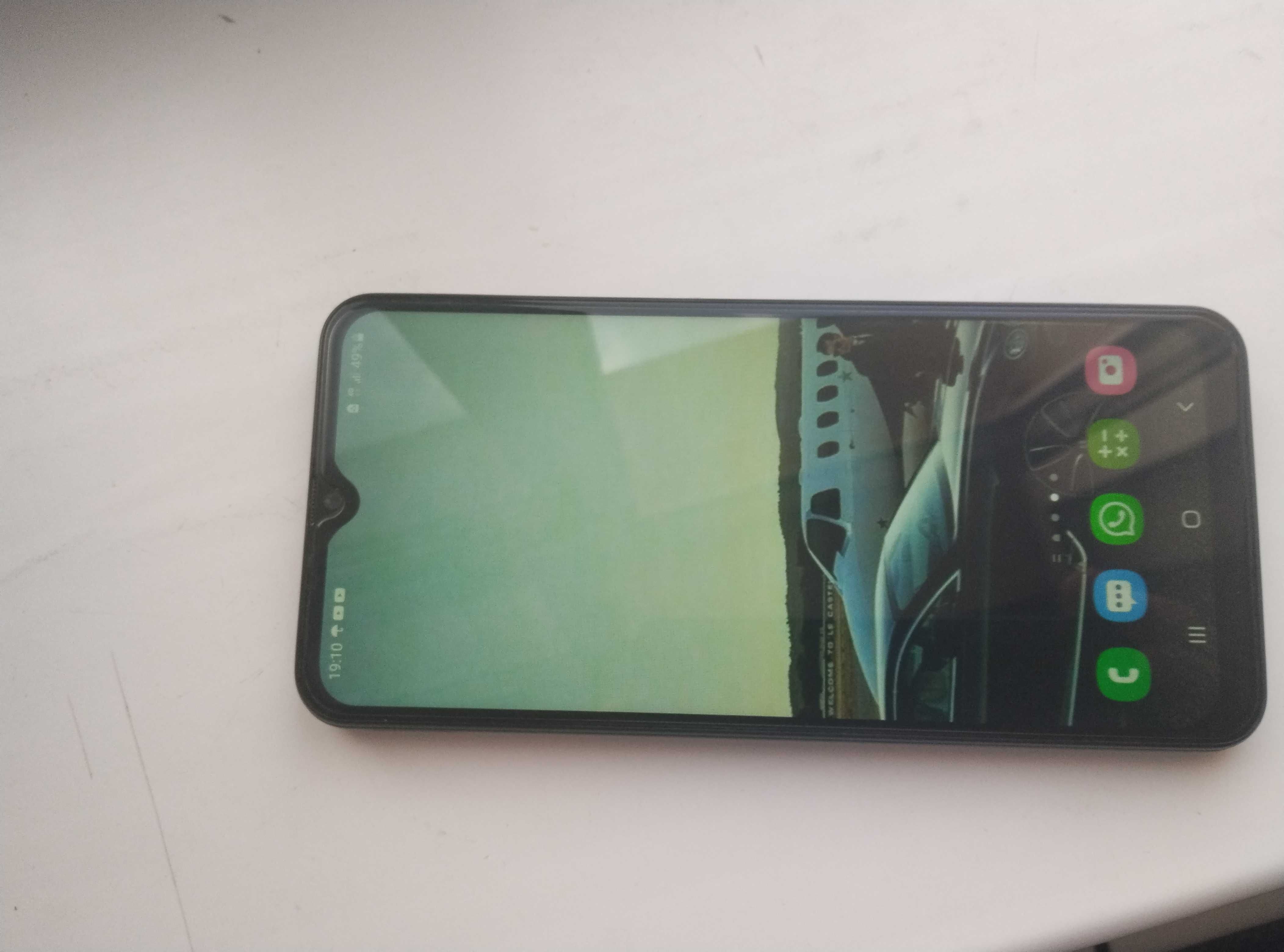 Samsung Galaksi A 50 sotiladi