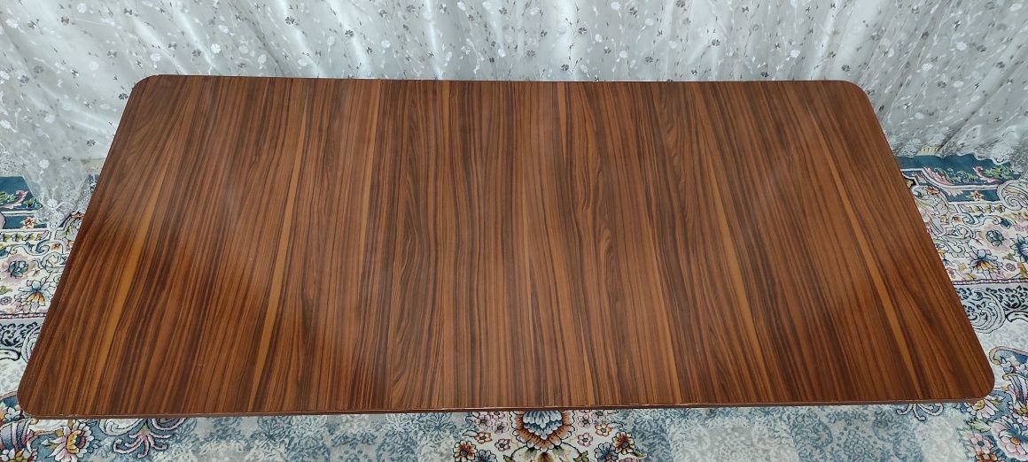 Xontaxta sotiladi, razmerlari 185x90x40 sm