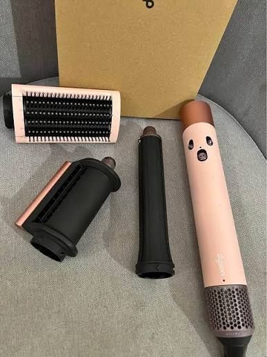 Dyson Airwrap Sakura! В два раза мощнее. В сто раз роскошнее!