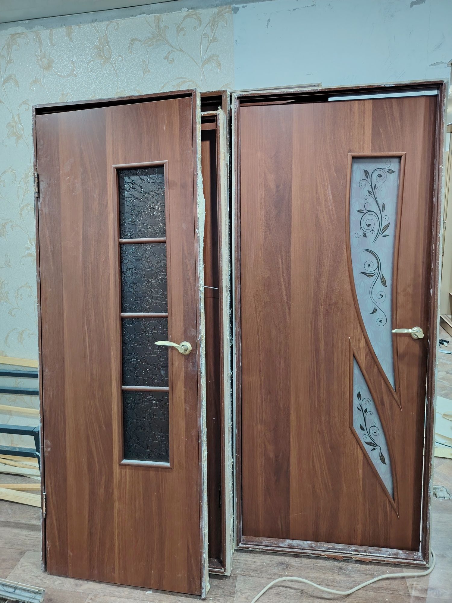 Продаётся двери размера разные
