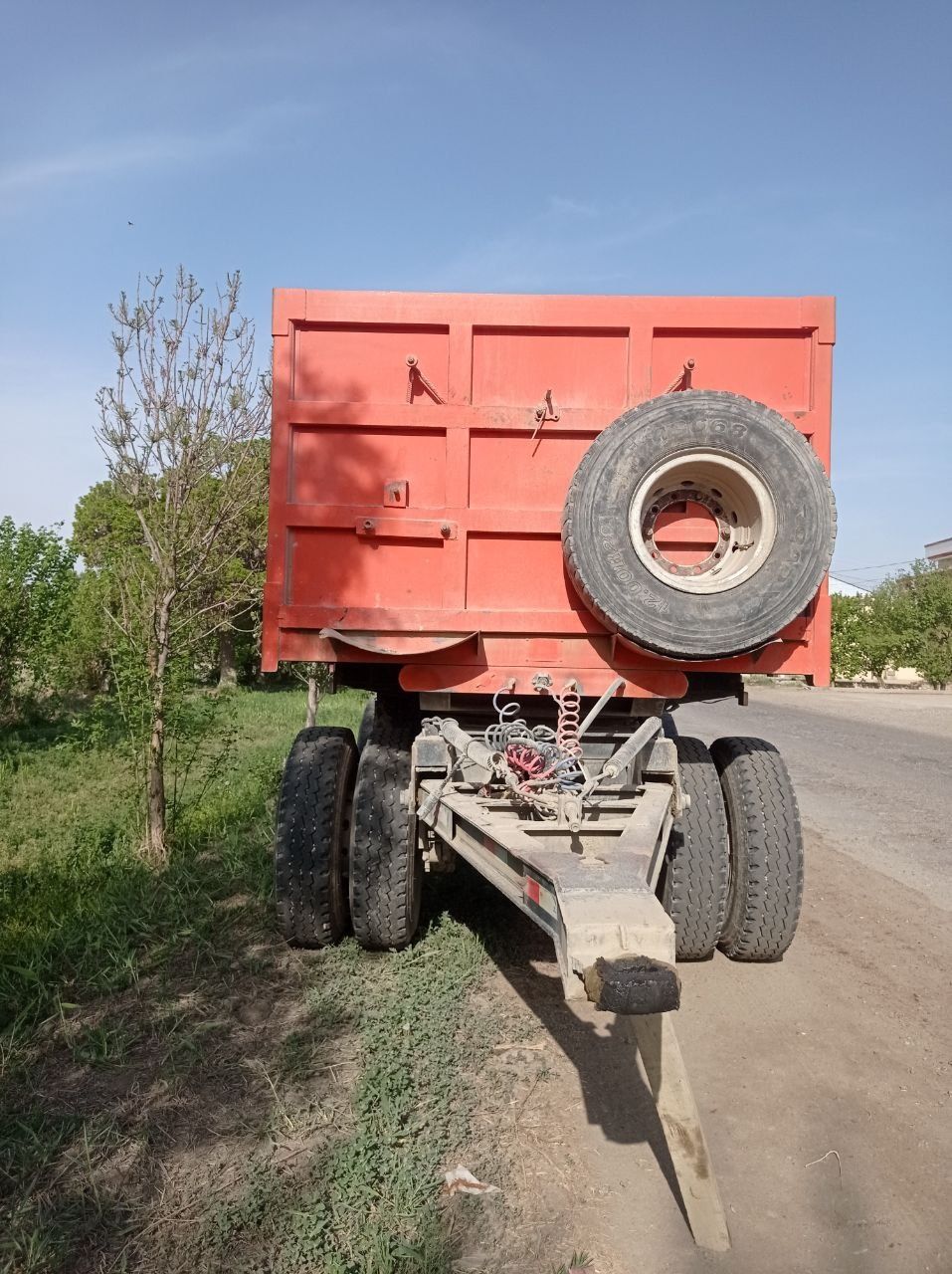Прицеплар сотилади