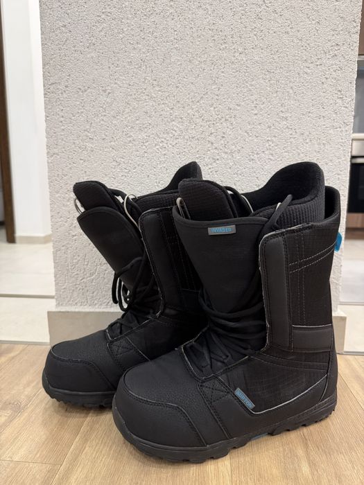 Boots Burton Invader 43/44