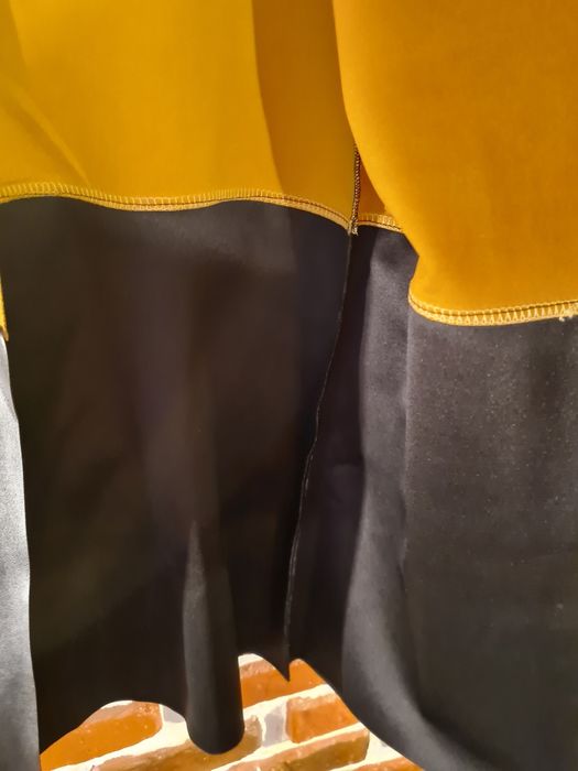 Vând jachetă (blazer) damă nouă