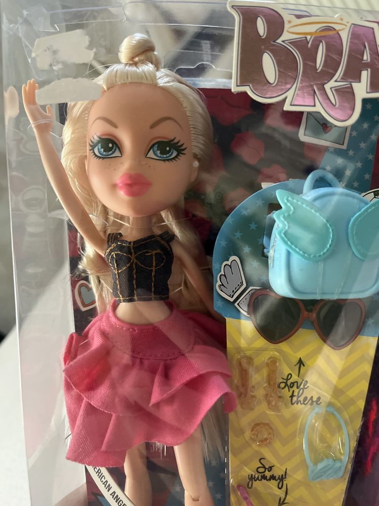 Чисто нова в кутия кукла Bratz Братц Клои Cloe