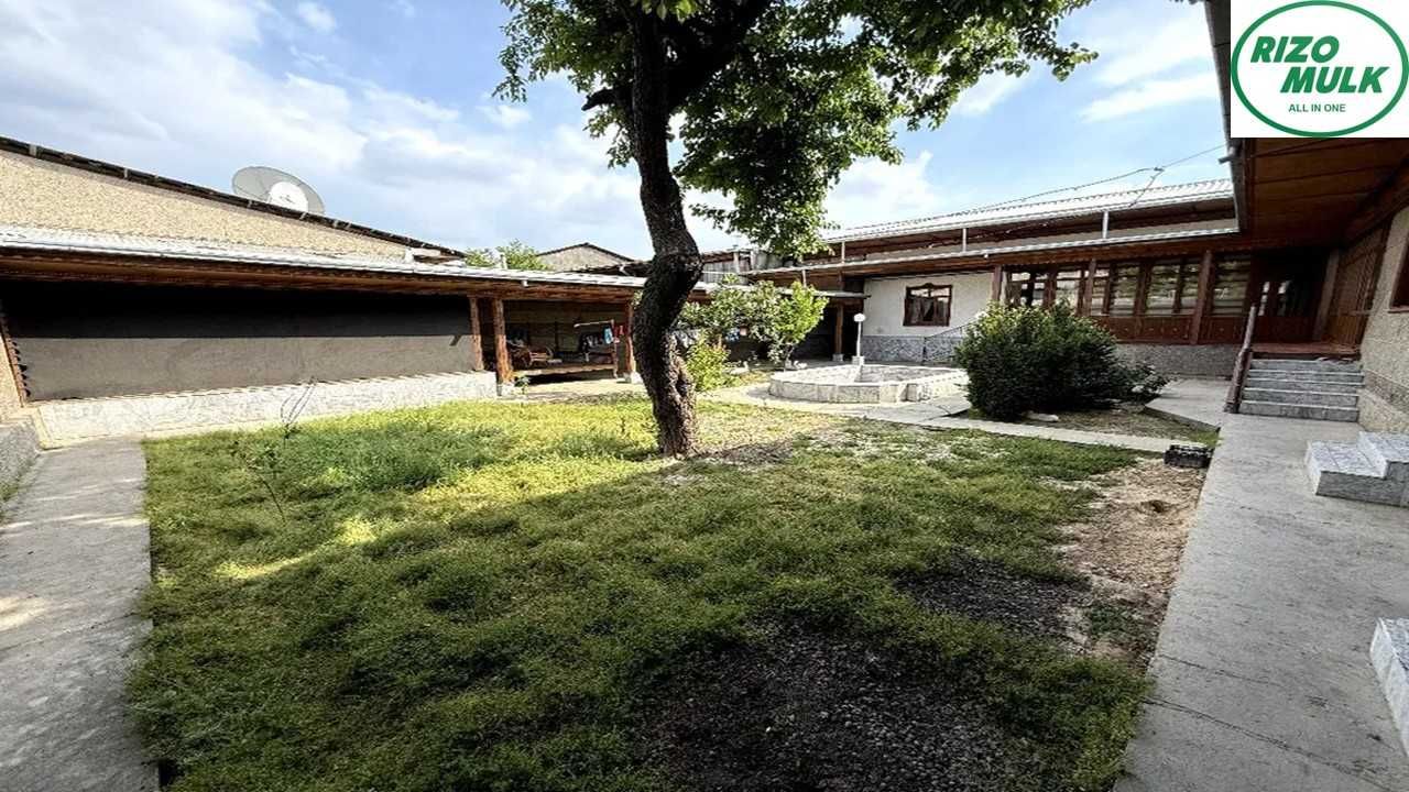 Учтепа тумани Урикзор мавзесида ховли сотилади. NR494/34