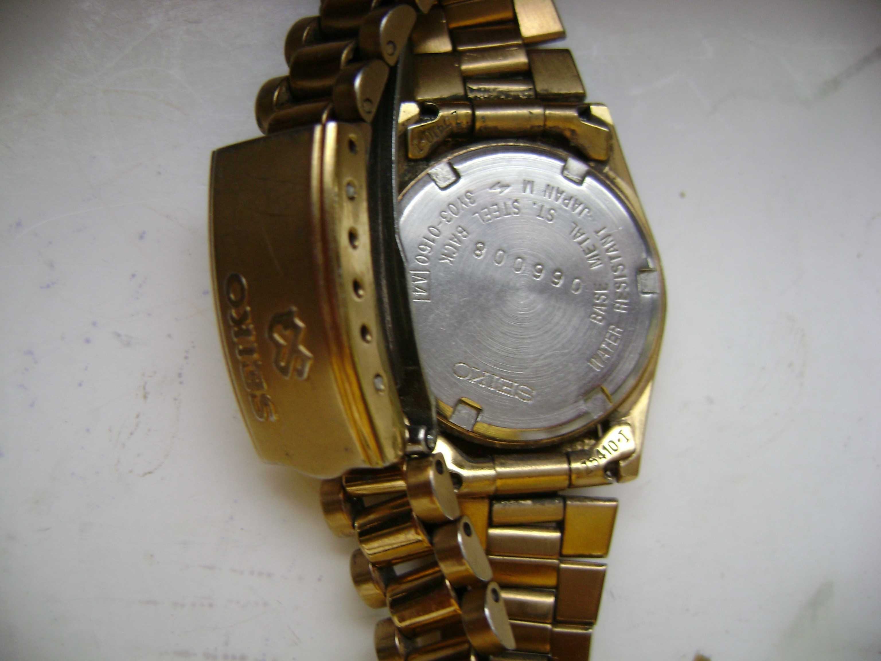Продавам 5 броя дамски кварц часовника Timex,Pallas,CMI,Junghans,Seiko