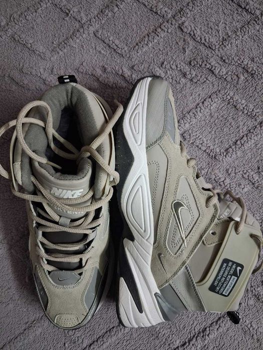 Кроссовки зимние