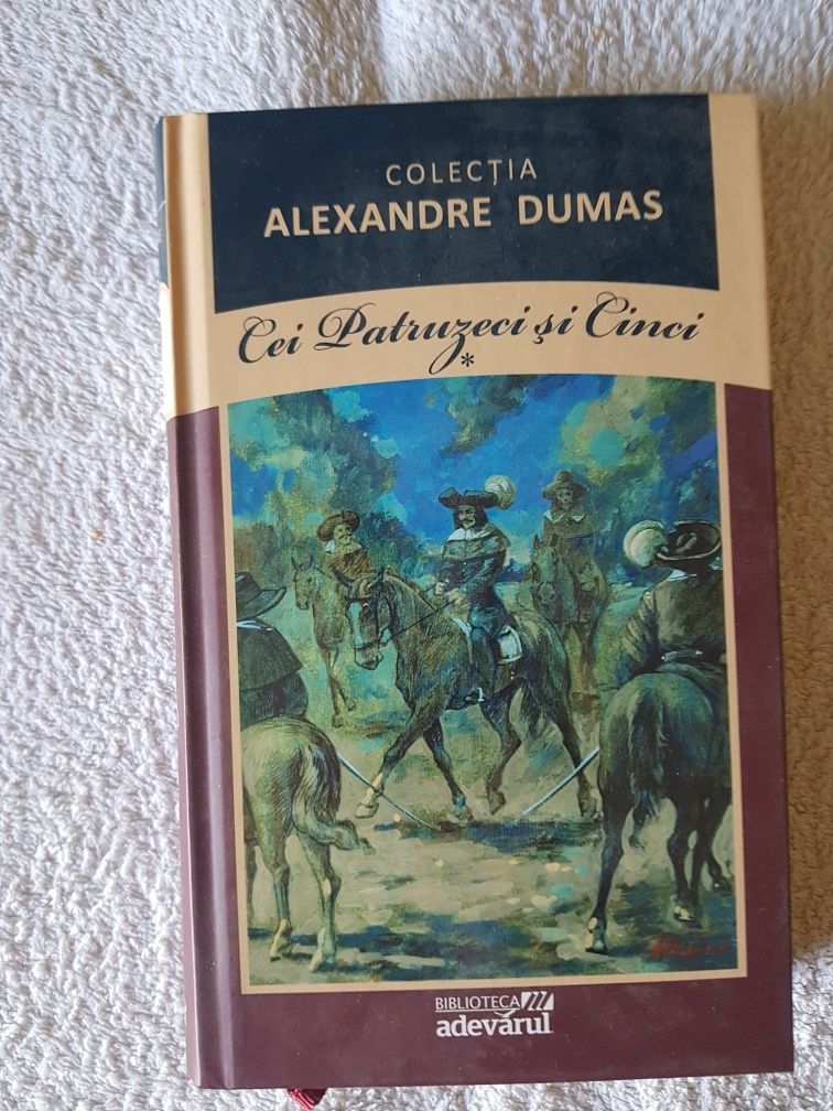 Carte CEI PATRUZECI SI CINCI de Alexandre Dumas noua