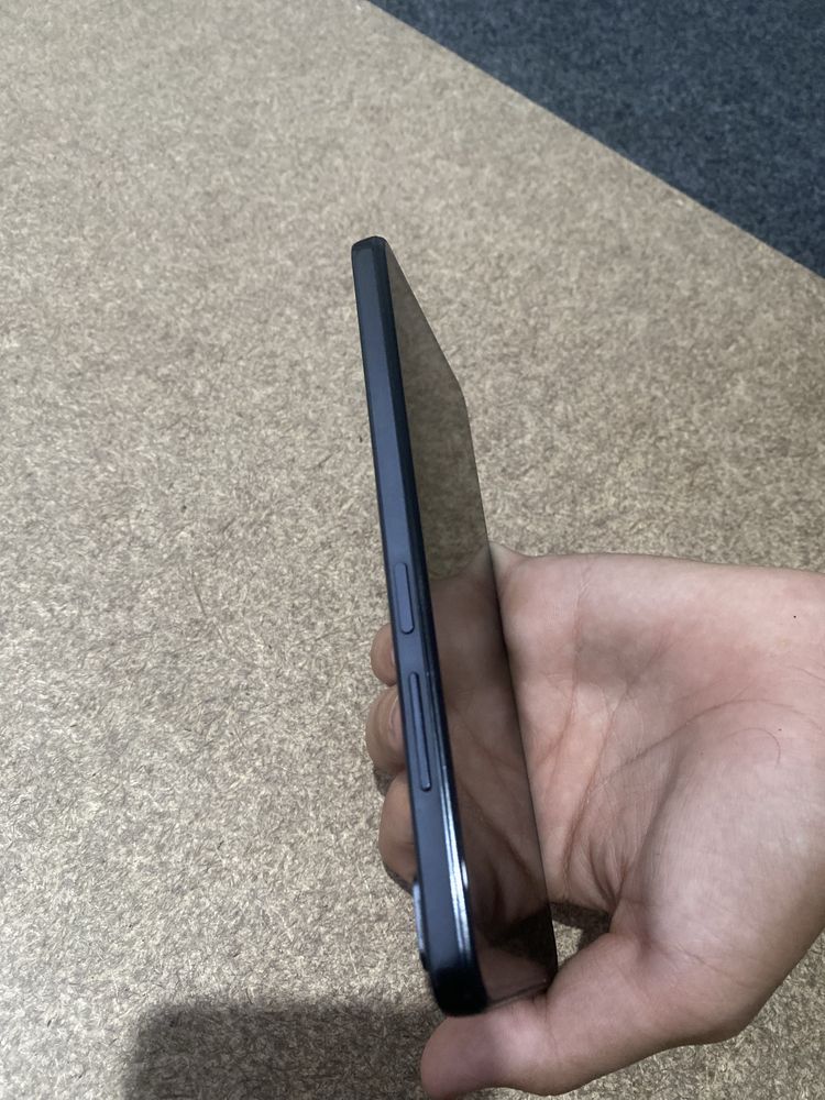 Redmi Note 11pro 5G 6+2/128 ideal 1 qõl ishlatilgan karopka bor