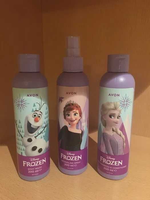 На подарок детский набор Frozen avon