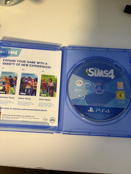 The Sims 4 Playstation 4