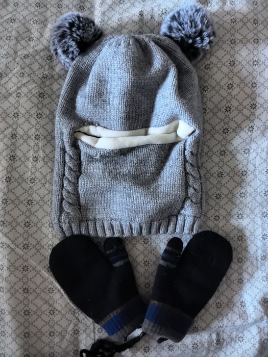 Детская балаклава и теплые варежки