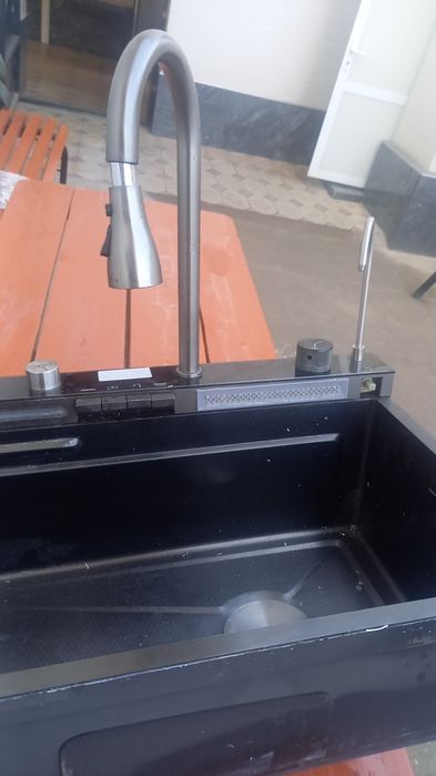 Раковина водопад