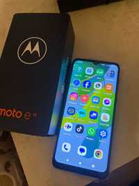 Vind, Motorola E13 Aproape Nou.