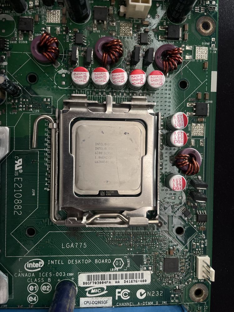 Дънна платка Intel DQ965GF - D41676-400 с процесор и рам
