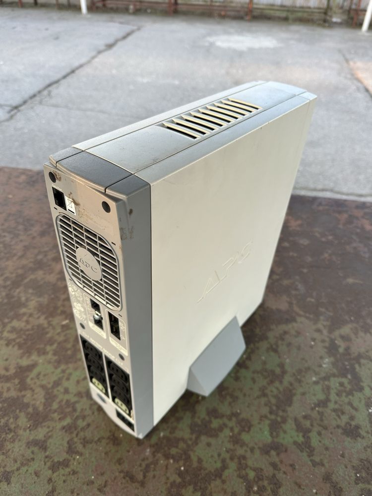 Ups Apc Back-UPS 1000
