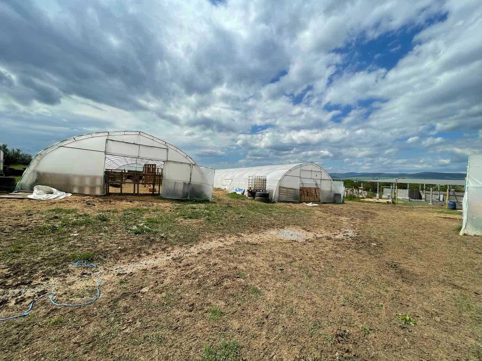 Продавам парцел 16 дка