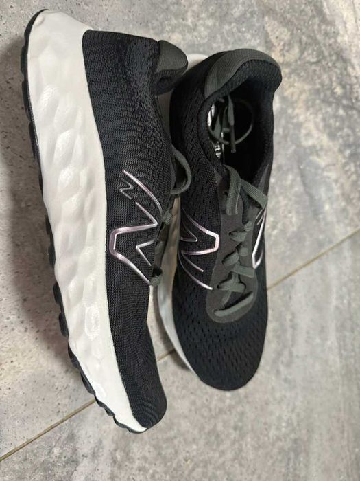 NEW BALANCE Дамски обувки за бягане 520v8 - нови, супер удобни