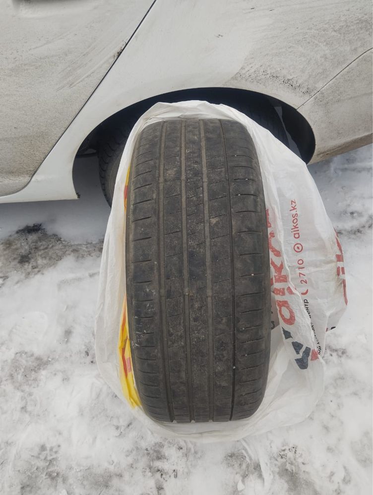 Продам шины DUNLOP