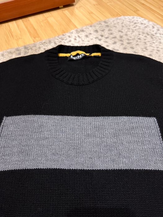 DKNY - мъжки вълнен пуловер