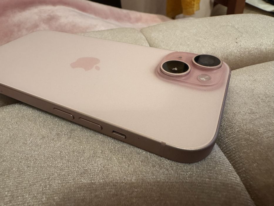 Iphone 15 розов 256 GB