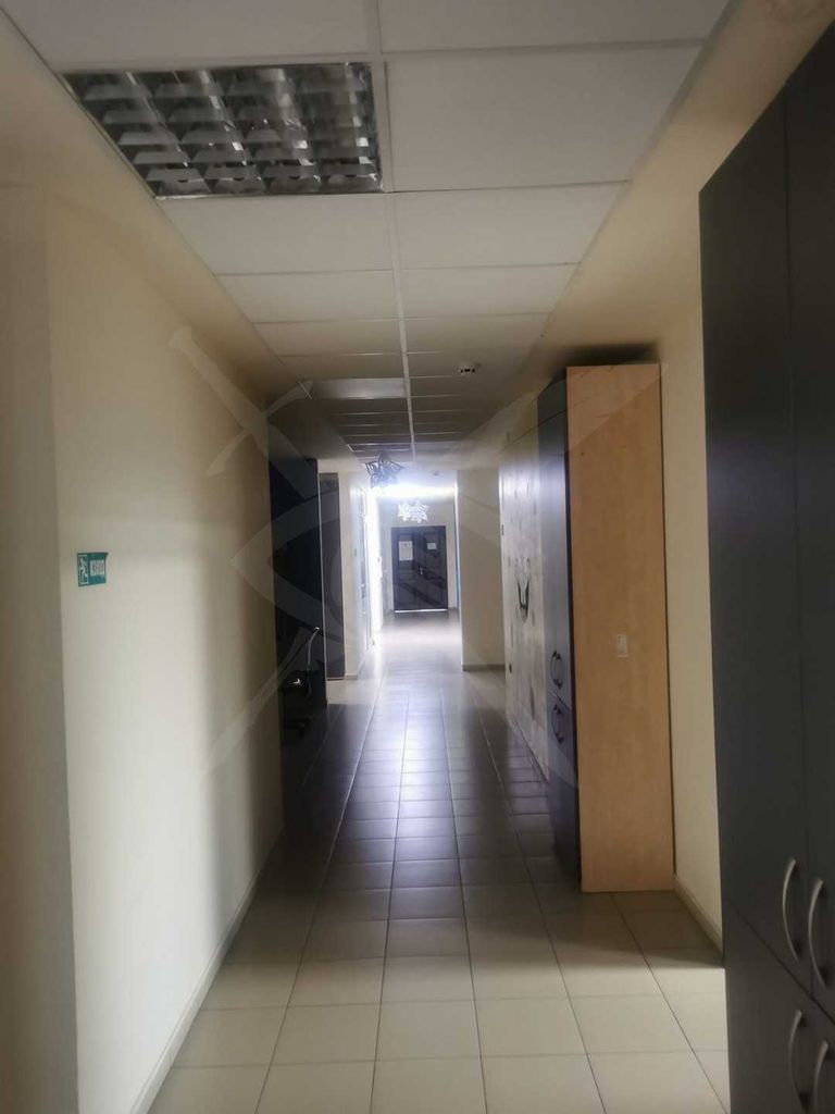 Продава се Магазин в Варна, Младост 1 - 812 кв.м за 1355 €/кв.м - Снимка #12