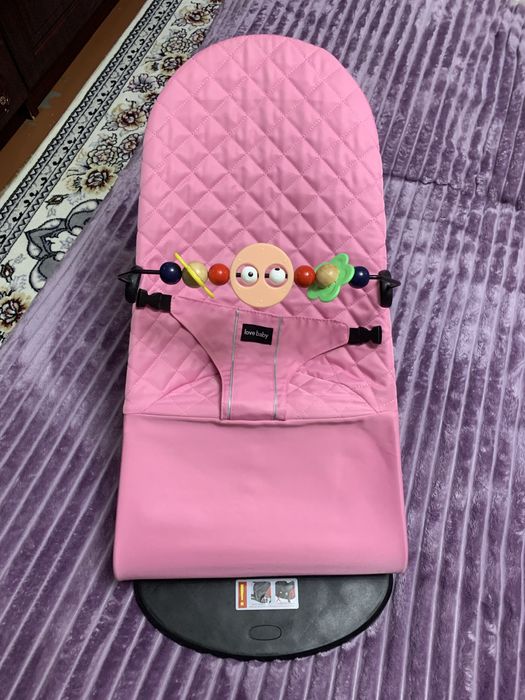 Продаю шезлонг очень хорошее состаяние удобное