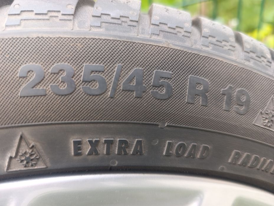 Джанти 5х112 19 със зимни гуми 235 45 19