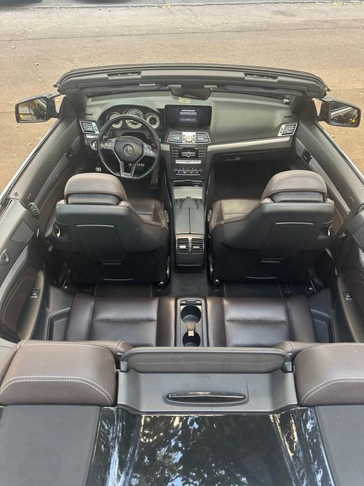 Mercedes E350 Cabrio decapotabila