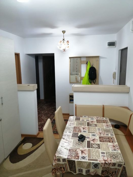 Apartament de inchiriat - zona Materna