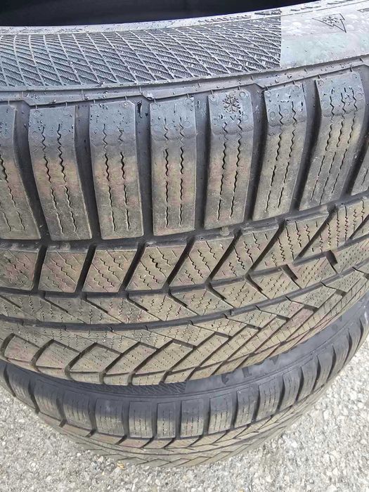 Зимни гуми Continental 315/40 R21 2бр.