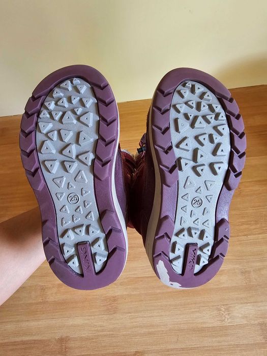 Детски ботуши Viking 25 номер, непромокаеми. 30лв