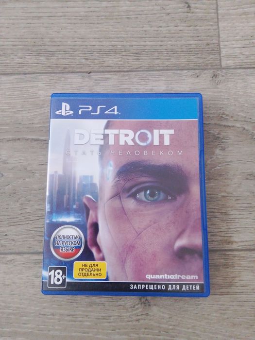 диски PlayStation 4