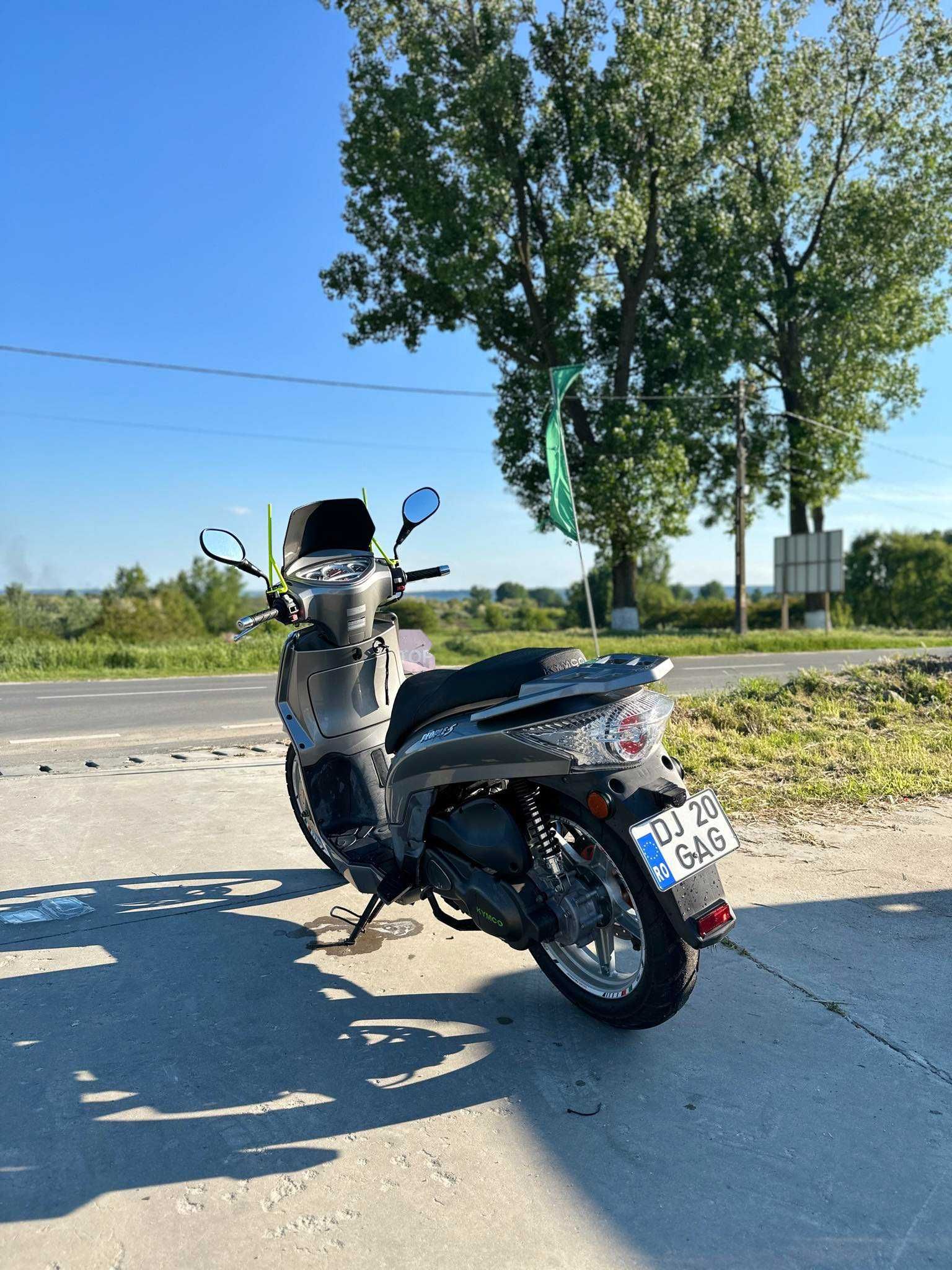 Vând kymco Peoples 200i