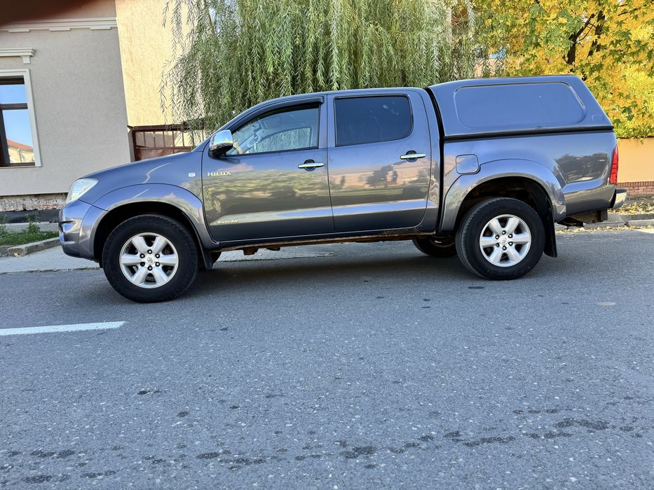 Toyota Hilux Invincible 3.0D4-d