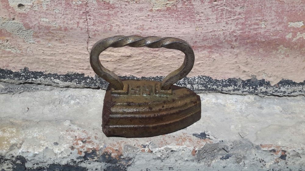 Утюг антиквариат
