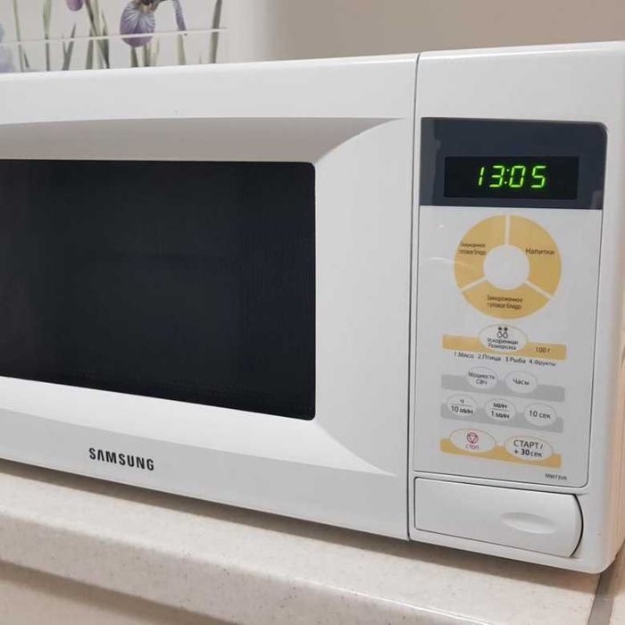 Микроволновая печь  SAMSUNG с ДИСПЛЕЕМ, сенсорный