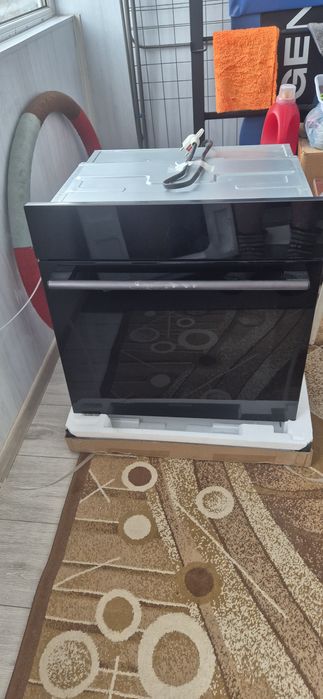 Продам духовку Самсунг