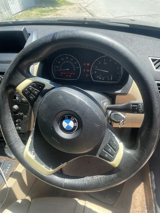Bmw X3  2.5i   На части !!!