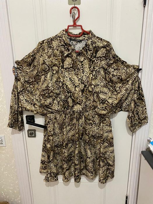 Продаётся женское одежда