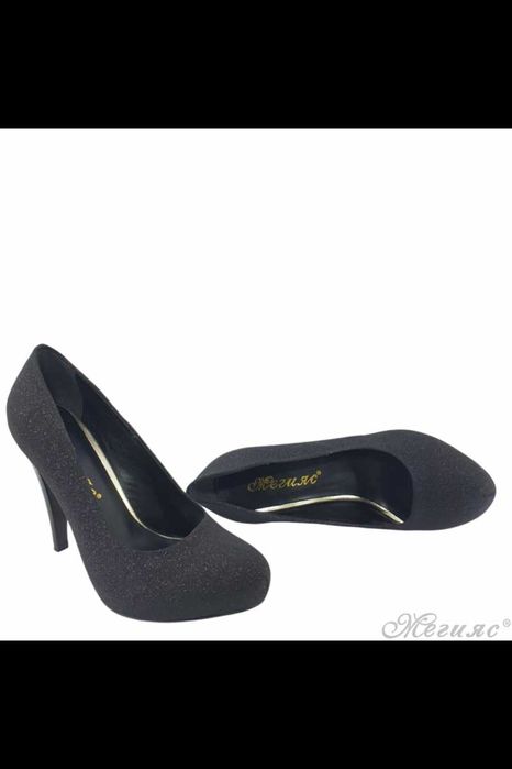 Дамски елегантни обувки черен ситен брокат