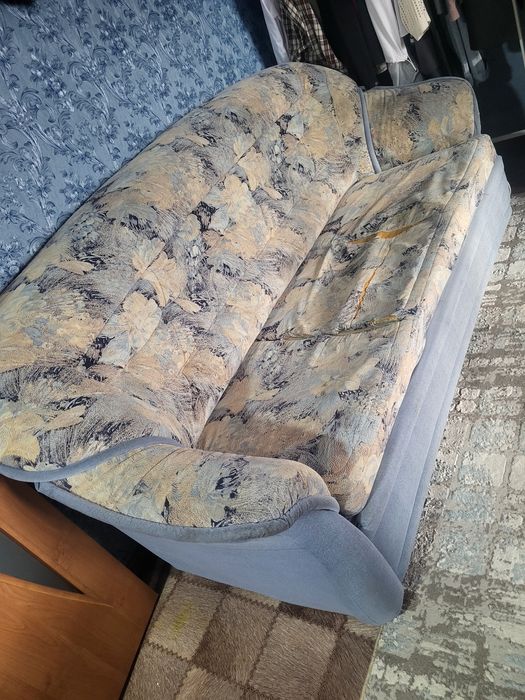 Отдам диван. Самовывоз