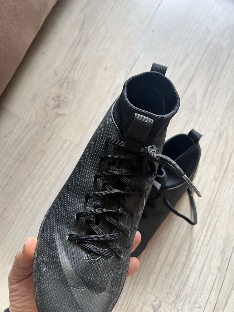 Обувки Nike Mercurial