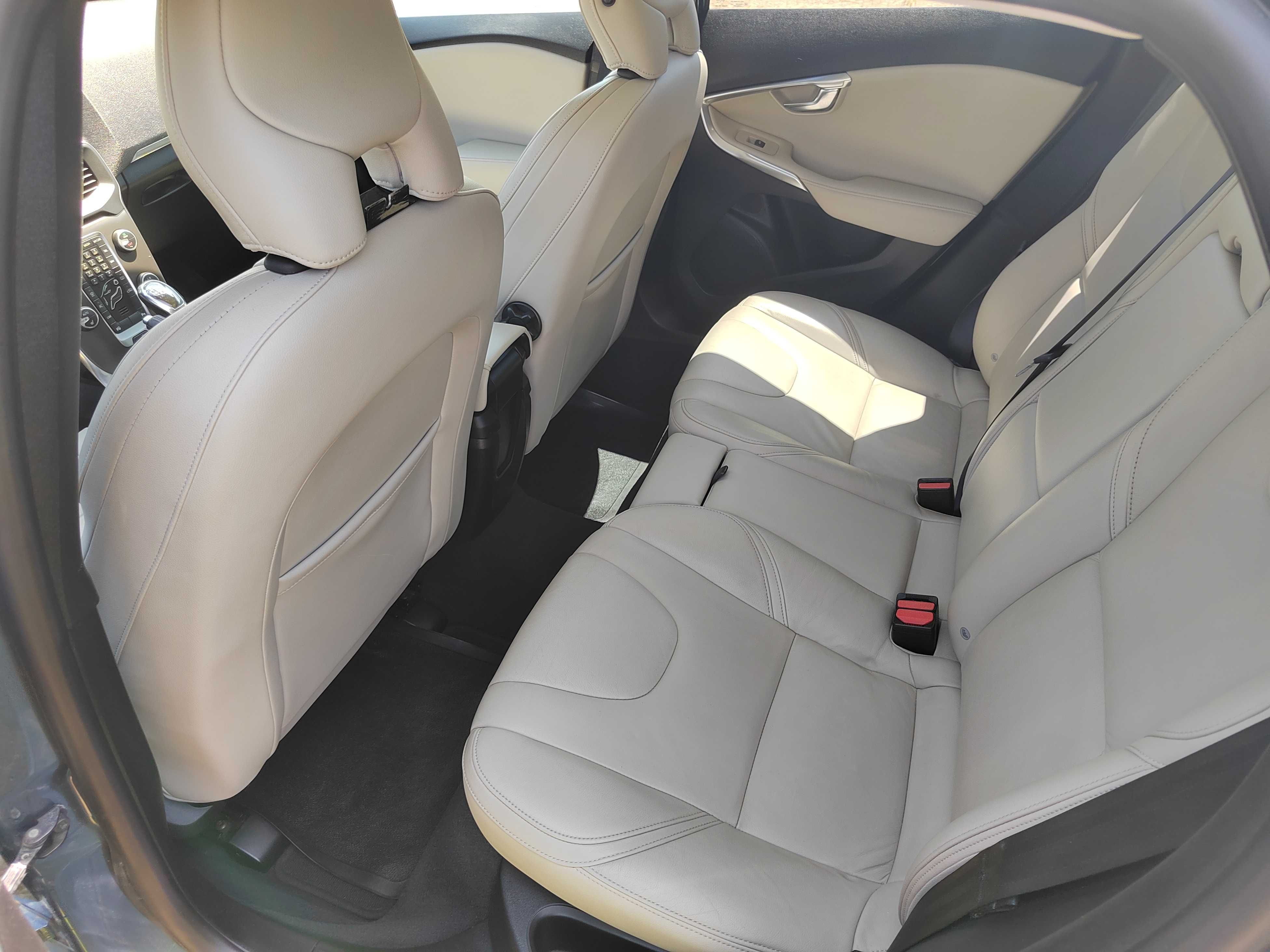 Vânzare Volvo V40